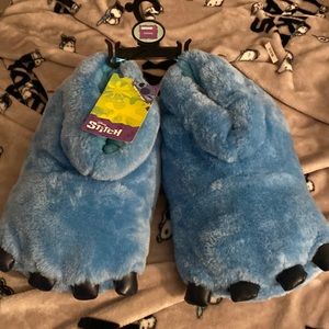 Disney Lilo & Stitch Slippers  Stitch feet Large